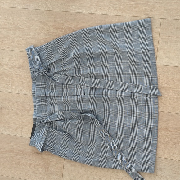 BANANA REPUBLIC Check Pattern Skirt Size 6US NWT - Picture 1 of 6